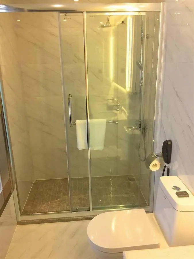 Pullanoman Holiday Inn Чжухай