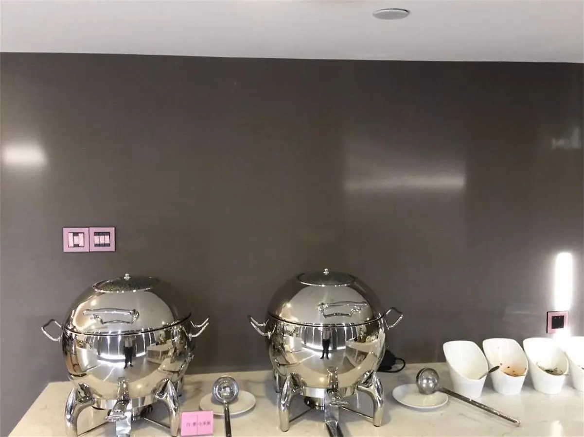 酒店 Pullanoman Holiday Inn 珠海