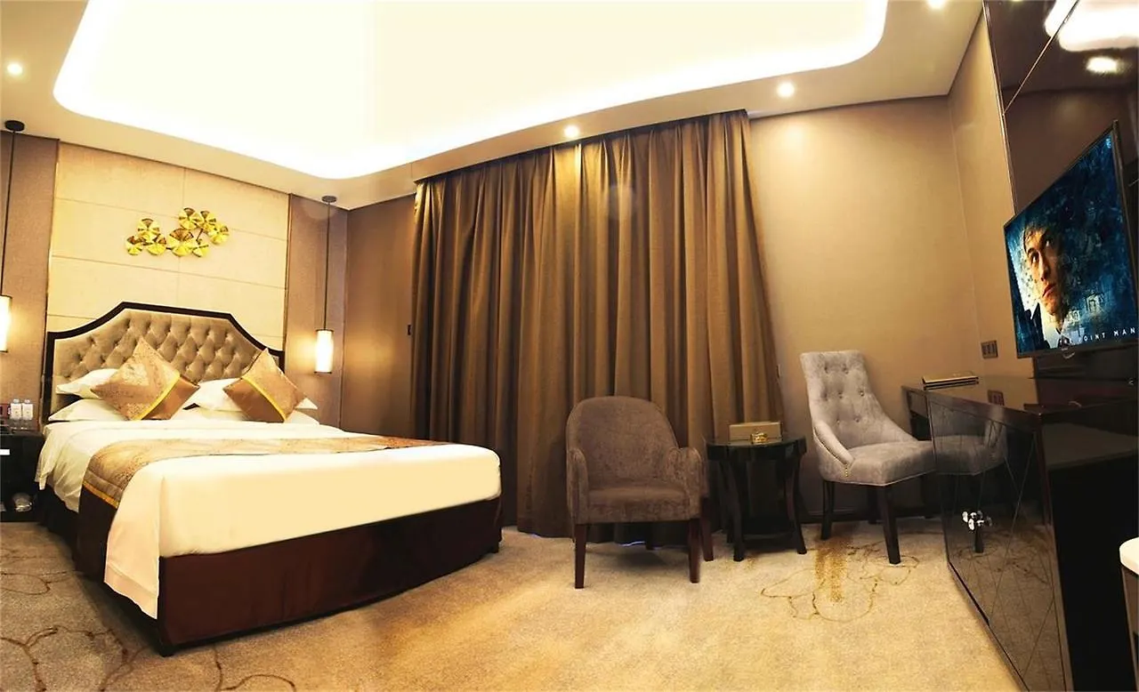 Pullanoman Holiday Inn 珠海